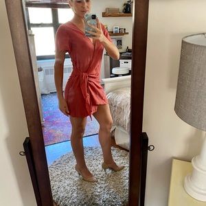 Lulu’s Short Wrap Dress Rust, Size S